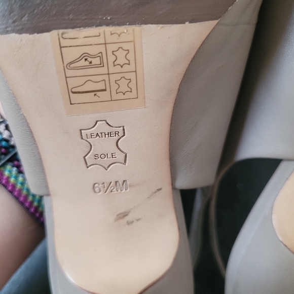 Tory Burch Rosalind Slingback Kitten Heels in Beige - Picture 10 of 10